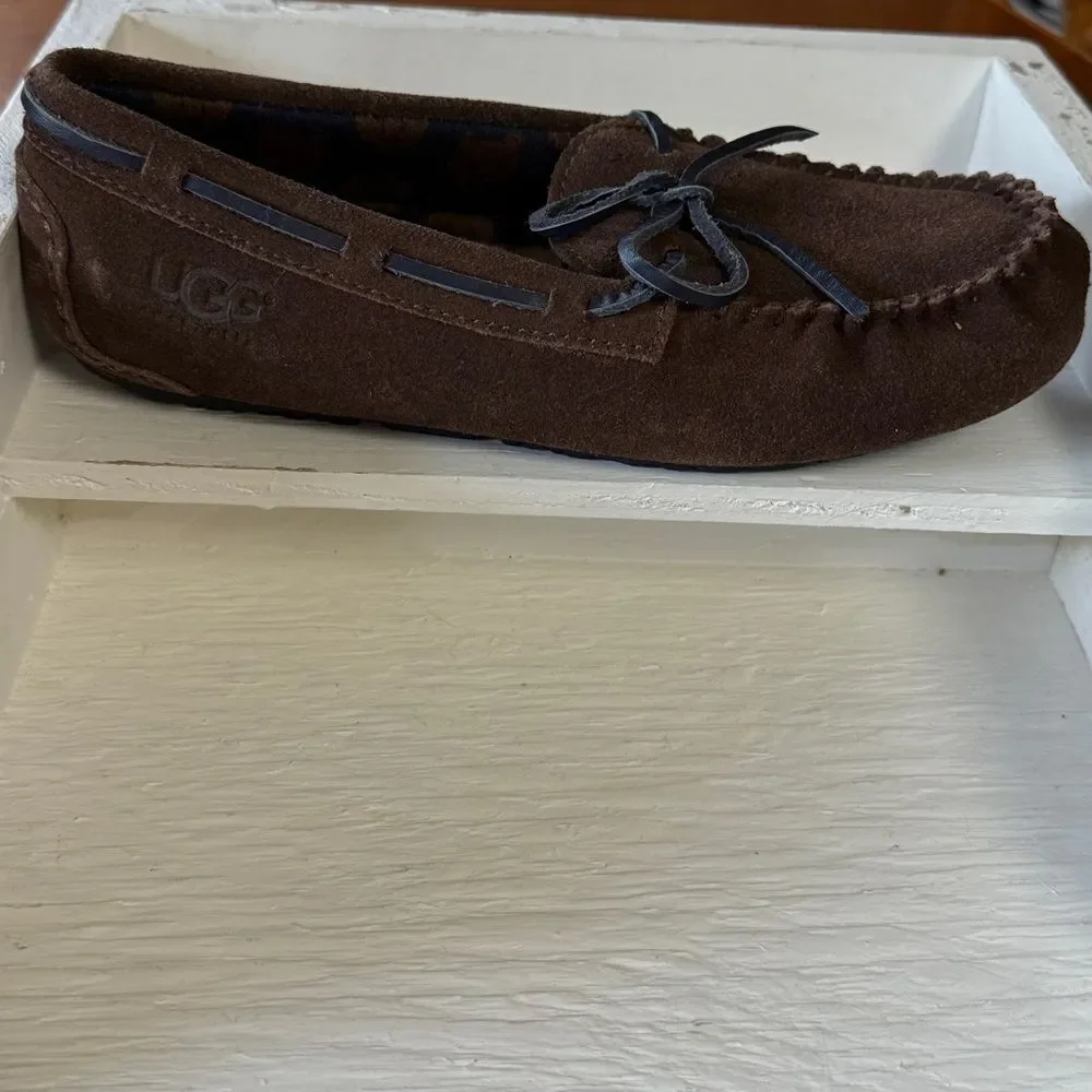 UGG Kids Chocolate Slipon Moccasin Suede Loafers with Bow Brown Size 3